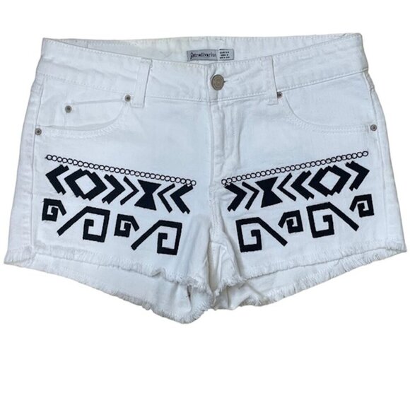 STRADIVARIUS DENIM Aztec Embroidered Frayed Hem White Jean Shorts - Size 2 - Picture 1 of 5